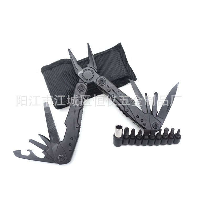 供应多功能刀钳 户外野营便携工具钳 不锈钢发黑折叠钳子批发厂家