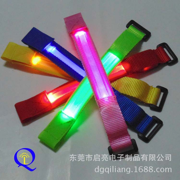 QL多彩LED发光手腕带批发 闪光运动尼龙手环 红黄蓝绿白粉色多色|ru