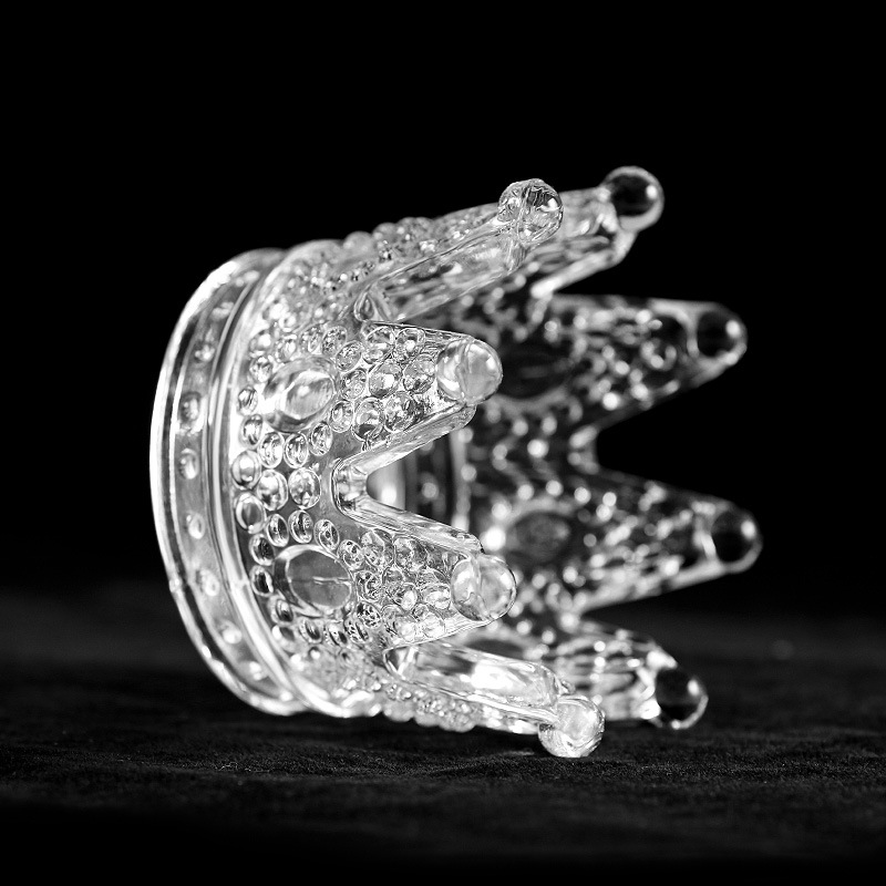 Nuevo estilo de Sol Rojo en línea borde de oro corona titular de la pluma de uñas de vidrio independiente en caja de cristal titular de la pluma de cristal