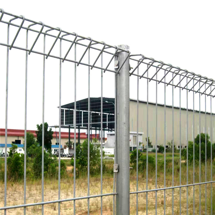 支持批发 热镀锌铁丝网 隔离栅 焊接网隔离栅 工厂自营防护