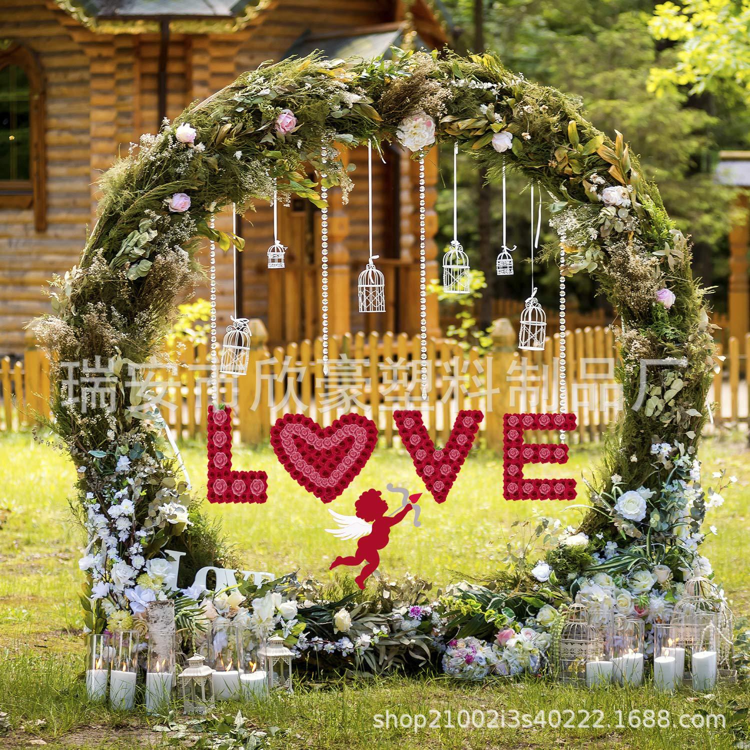 2025年发光浪漫情人节室内外门挂庭院装饰插牌户外装饰悬挂挂钩牌