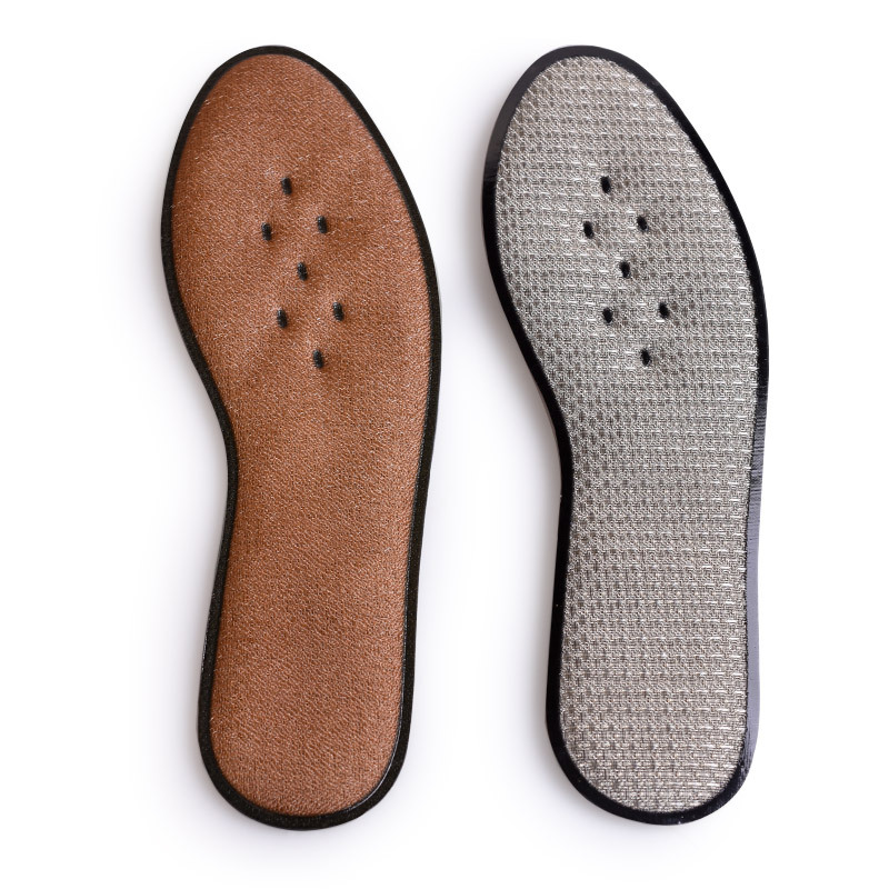 Venta al por mayor almohadilla sándwich de carbón activado desodorante absorbente de sudor plantilla cómoda transpirable resistente a las manchas hombres y mujeres Plantilla de corte casual