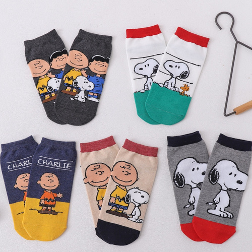 New Arrival Socks: Adorable Cartoon Designs, Korean-style Casual Women's Socks—Crayon Shin-chan Low-cut Short Socks Available for Wholesale