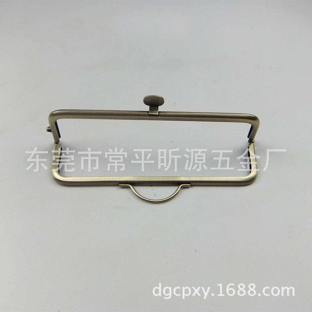 厂家供应 皮具皮包五金架， 手袋五金夹框， 箱包配件