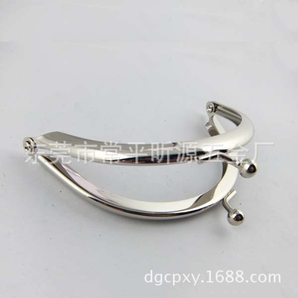 厂家直销半圆铰， 手袋铁铰， 口金配件， 毛绒夹扣， 口架