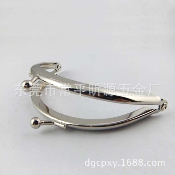 供应白色半圆零钱包口金夹, 袋口夹, 手袋五金