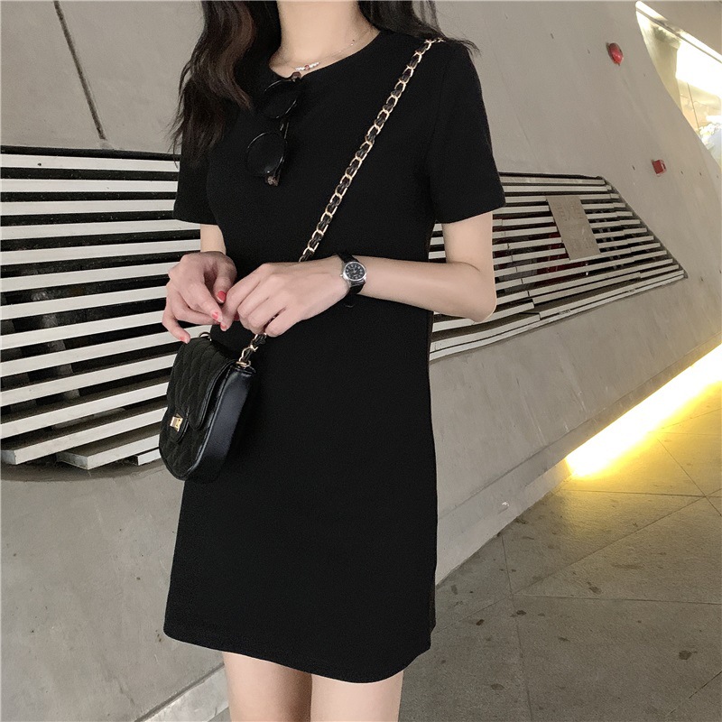 Venta al por mayor: Novedad de verano 2026 - Blusas ajustadas para estudiantes, camisetas casuales de manga corta, vestidos de longitud media estilo coreano de color liso. image 8