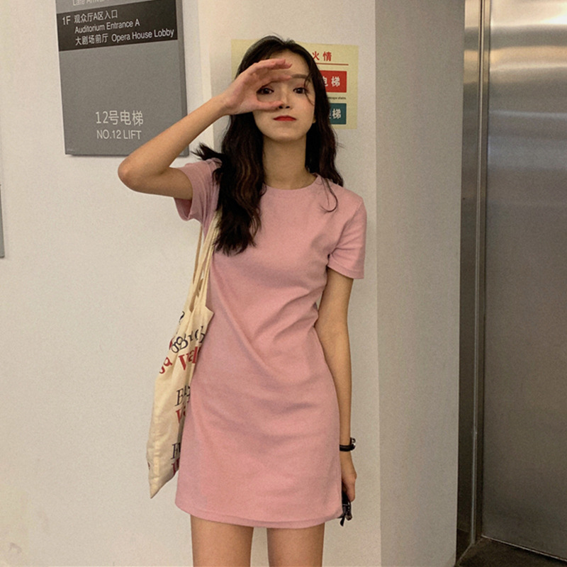 Venta al por mayor: Novedad de verano 2026 - Blusas ajustadas para estudiantes, camisetas casuales de manga corta, vestidos de longitud media estilo coreano de color liso. image 6