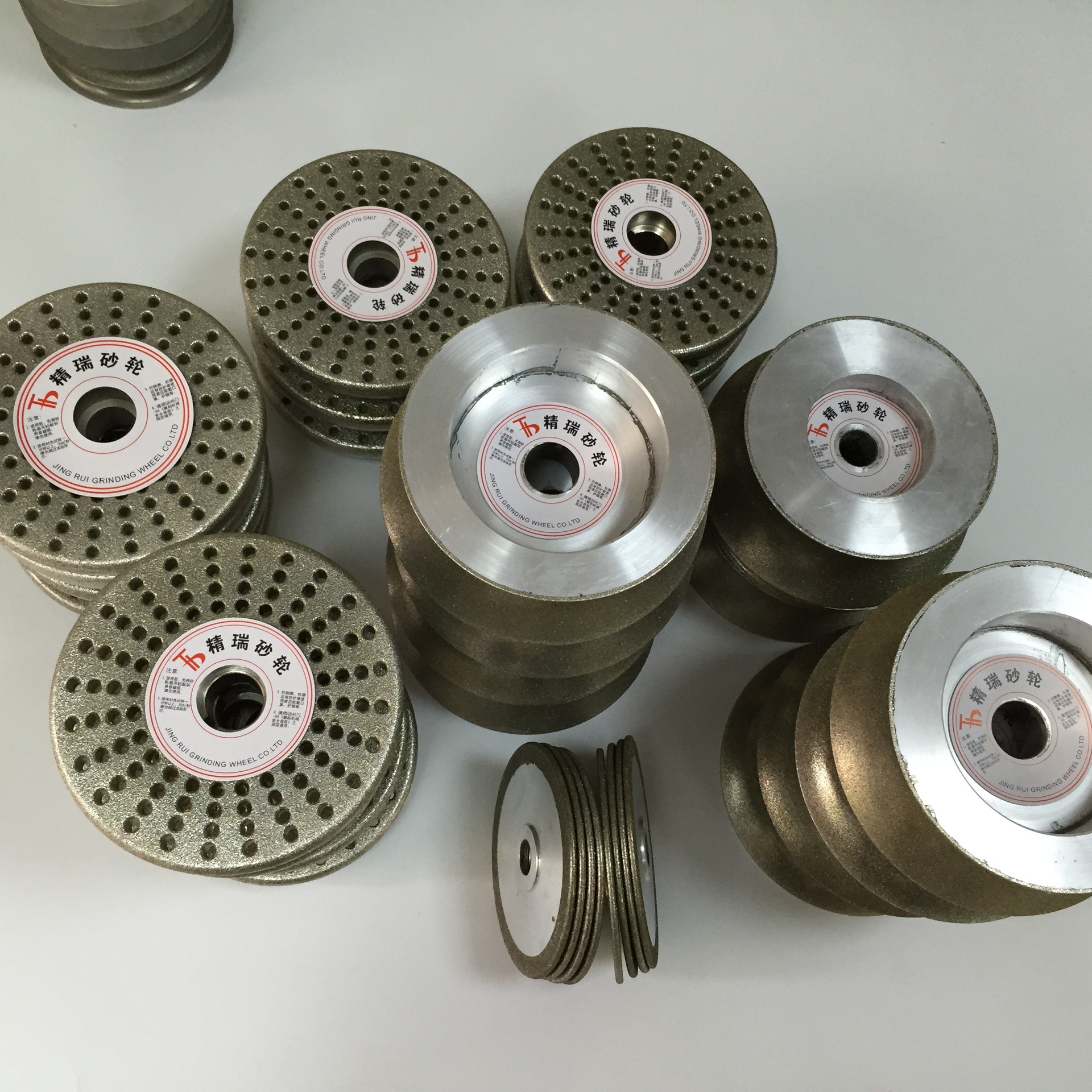 厂家直销 粗磨金刚石圆盘砂轮 打磨砂轮磨盘研磨片电镀金刚石喷砂