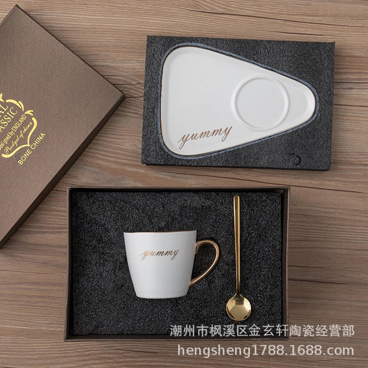 Nórdico creativo taza de café y platillo con cuchara traje luz lujo desayuno postre té la tarde noble regalo LOGO caja