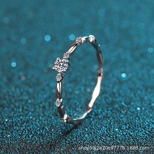 XDY source factory 10-point moissanite ring thousand-year reincarnation four-claw s925 silver ring female live broadcast supply