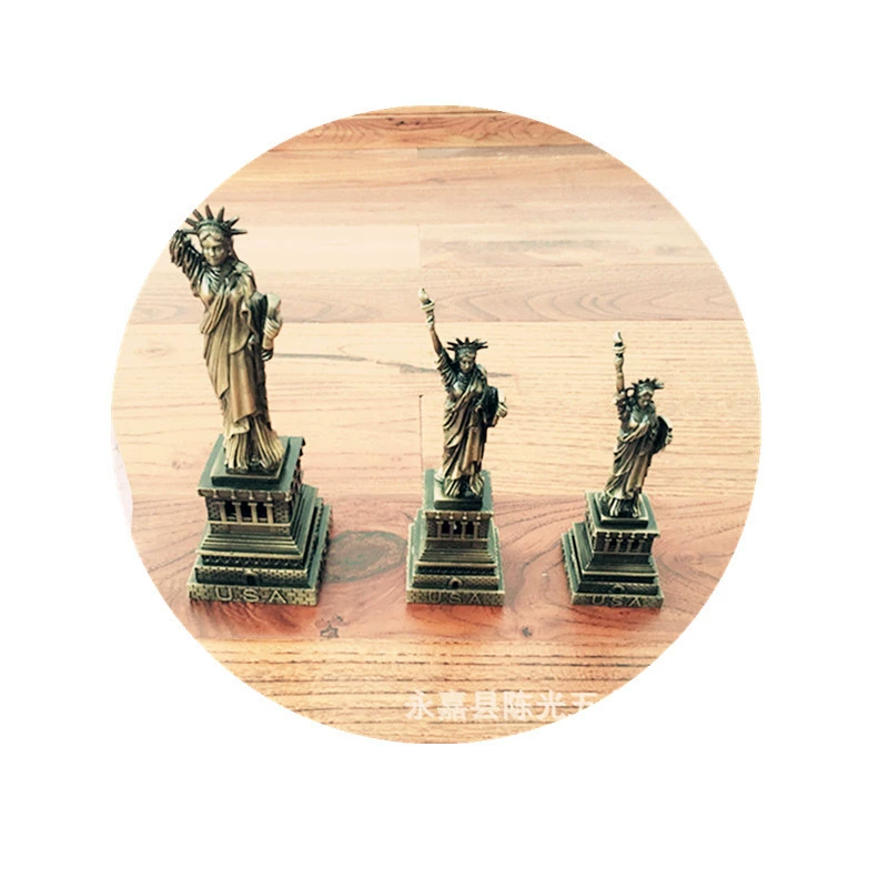 Creative home office bar porch craftsmanship Liberty goddess boutique decoration tour souvenir