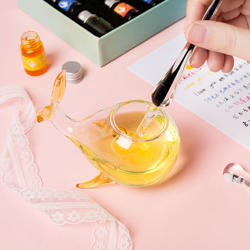 Factory direct sales transparent color pen bottle high quality sketching portable watercolor gouache paint brush washer