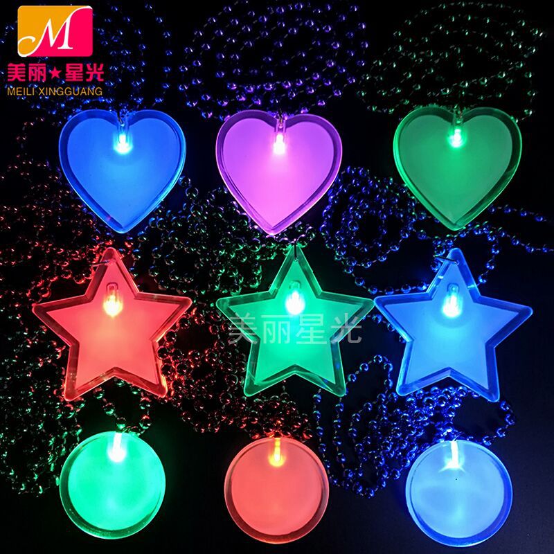 Nuevo collar LED creativo transfronterizo, regalo luminoso del día de San Valentín, amor, collar de estrella de cinco puntas, fabricante de origen