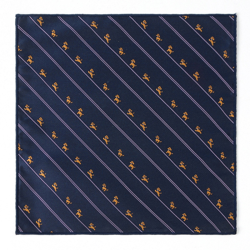 Corbata de hombre bufanda cuadrada pequeña al por mayor moda coreana de todo fósforo tendencia retro bordado patrón traje bufanda de bolsillo