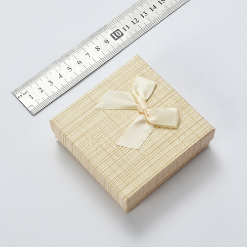 Jewelry box, exquisite jewelry universal packaging box, women's day gift box, bow world lid gift box