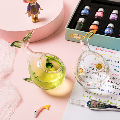 Factory direct sales transparent color pen bottle high quality sketching portable watercolor gouache paint brush washer