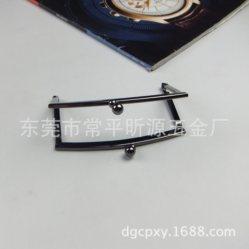 厂家供应手袋皮具五金夹，驳脚箱包五金配件，手袋钱包夹口金无孔