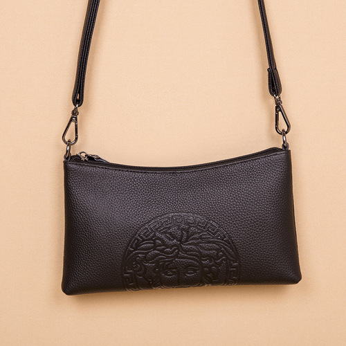 头层牛皮真皮斜挎小包包女2024新款时尚百搭单肩包女包软皮手拿包