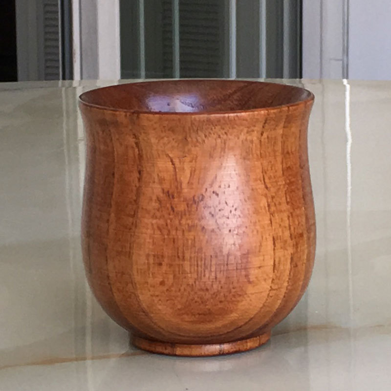 Fuente de origen de madera creativa taza de madera protección del medio ambiente taza japonesa anti-escaldado taza de agua de madera sólida en stock al por mayor gran cantidad de descuento