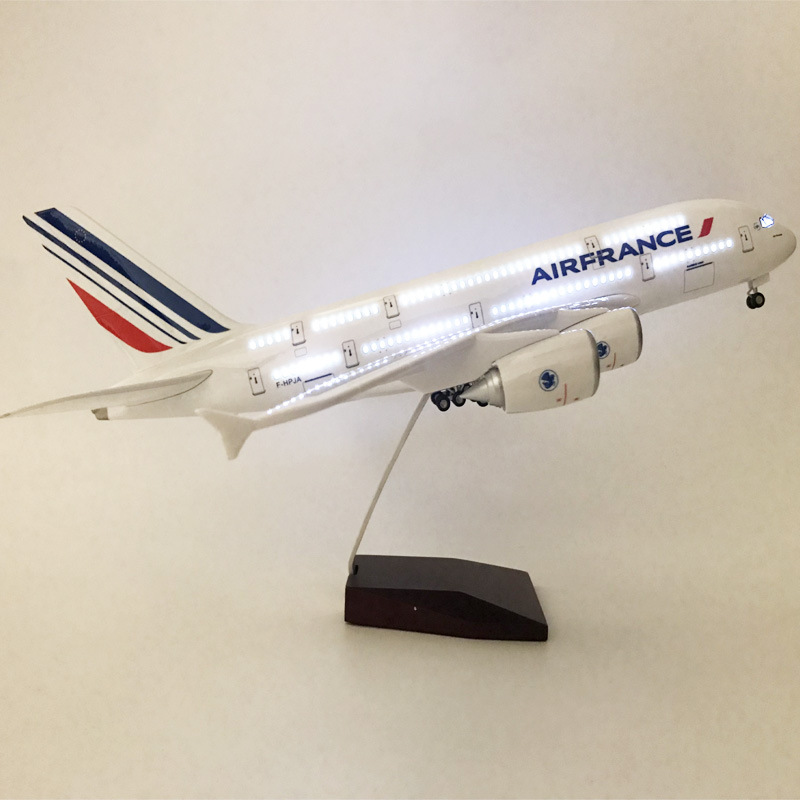 Airplane model with light