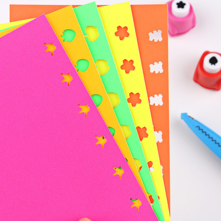 BRICOLAJE álbum de papel en relieve 5 colores en partido máquina de estampado con 10X15