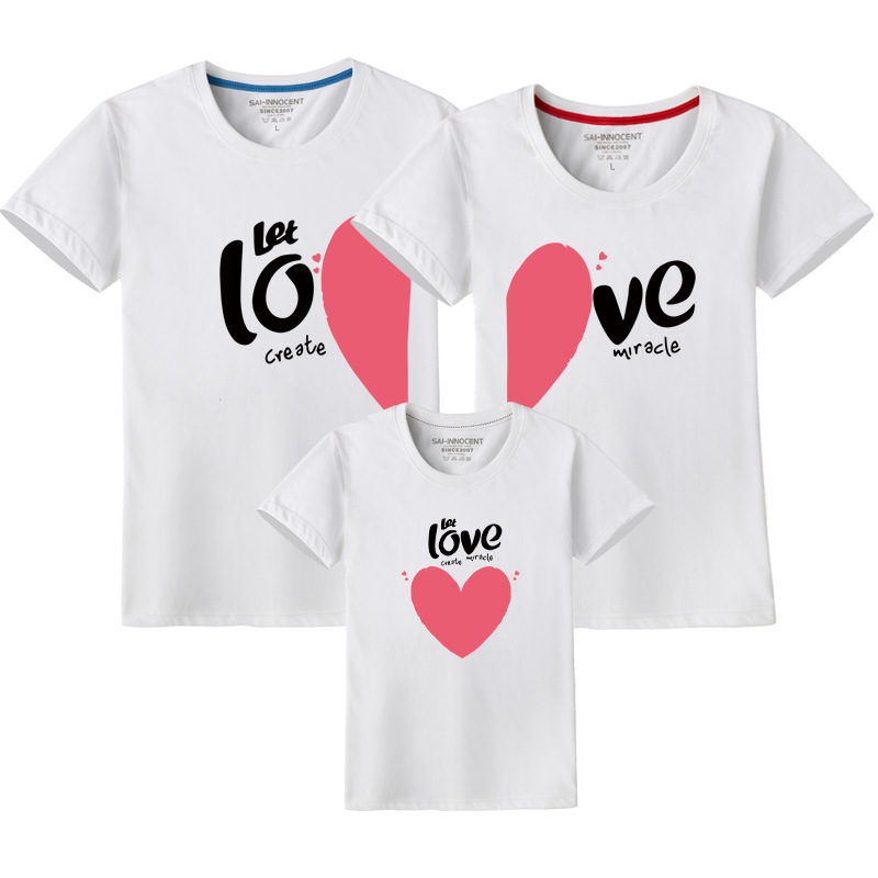 Media manga verano amor corazón rojo amor puro algodón padre-hijo ropa de clase ropa impresa ropa para niños manga corta cuello redondo Camiseta al por mayor