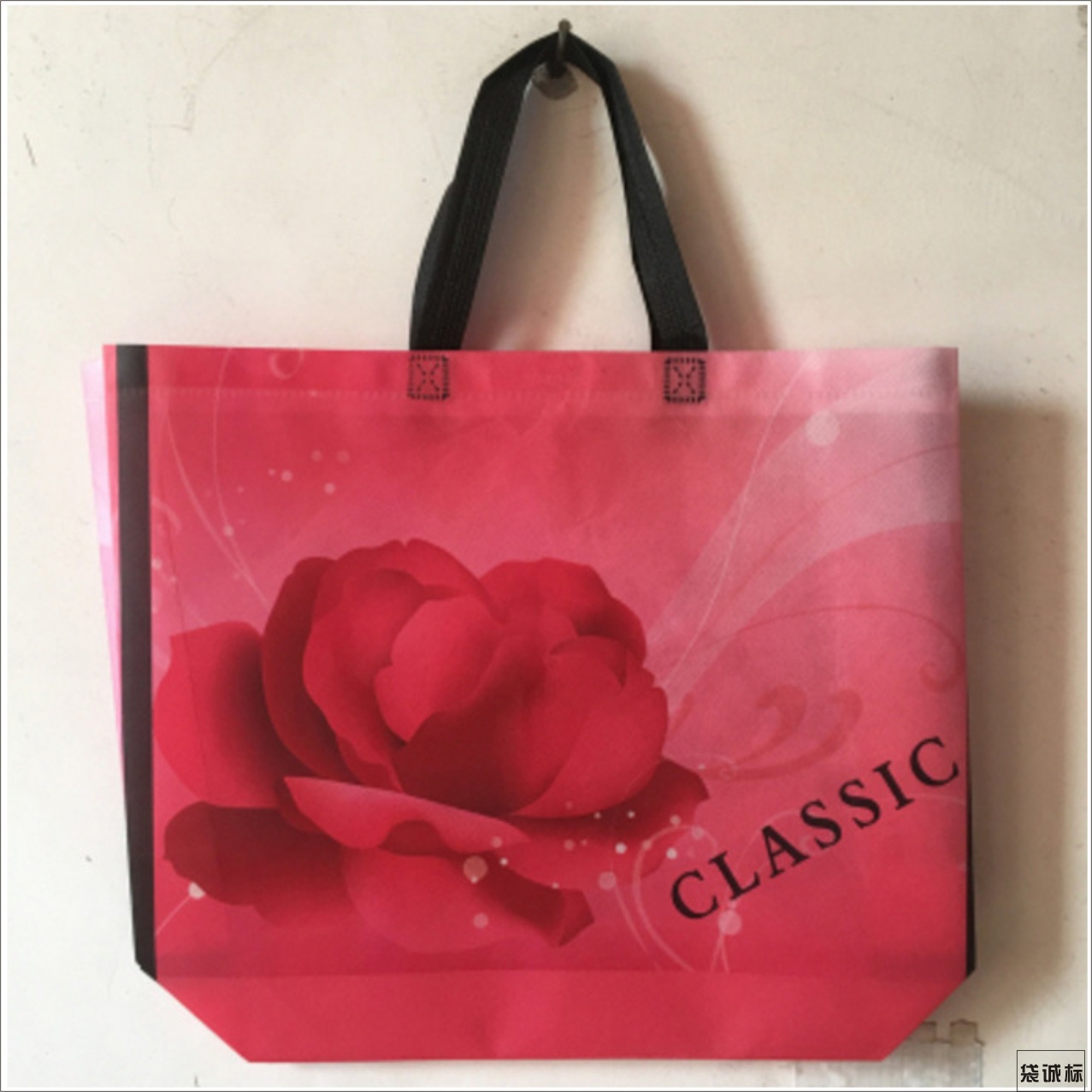 广州花都厂生产定 做无纺布袋覆膜无纺布手提袋彩印亮光色复膜袋