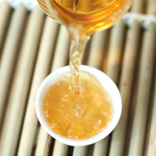 16 years old Yunnan large leaf Pu'er tea white tea seven sons cake factory direct sales moonlight beauty ancient tree white tea cake 357g 