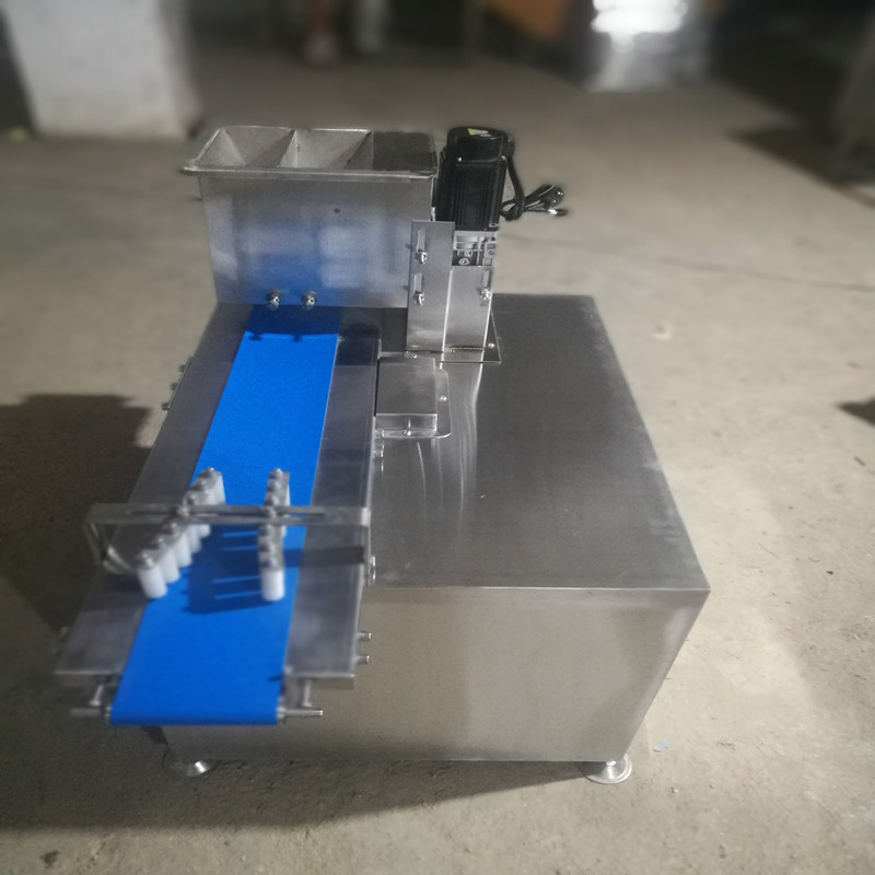 月饼撒料机 精度１克 均匀均匀撒料