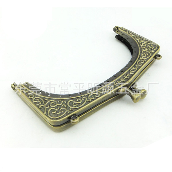 供应合金夹子 ，手袋合金框 ，花边手袋五金，提手包夹