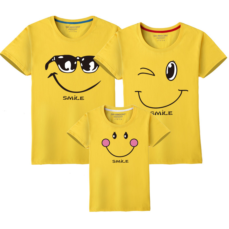 Fábrica al por mayor ropa de verano para padres e hijos Nueva familia de tres bocas de algodón refinado ropa para niños pareja de manga corta Camiseta de impresión de entrega