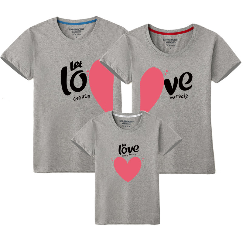 Media manga verano amor corazón rojo amor puro algodón padre-hijo ropa de clase ropa impresa ropa para niños manga corta cuello redondo Camiseta al por mayor