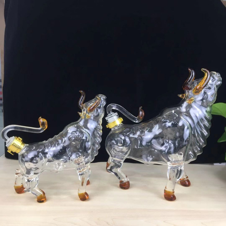 Doce Zodiaco hueco vaca burbuja botella de vino artesanal Toro burbuja medicina botella de vino de vidrio transparente botella de vino extranjero