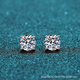 戒指;耳钉;项链