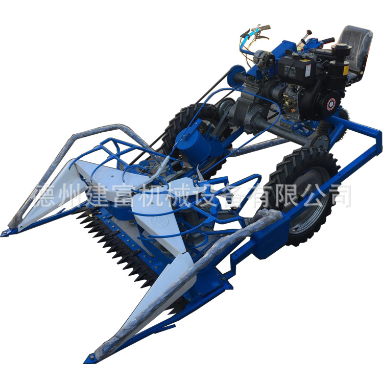 自走式三轮芦苇割捆机蒲草收割打捆机四轮收割打捆机收割芦苇机器