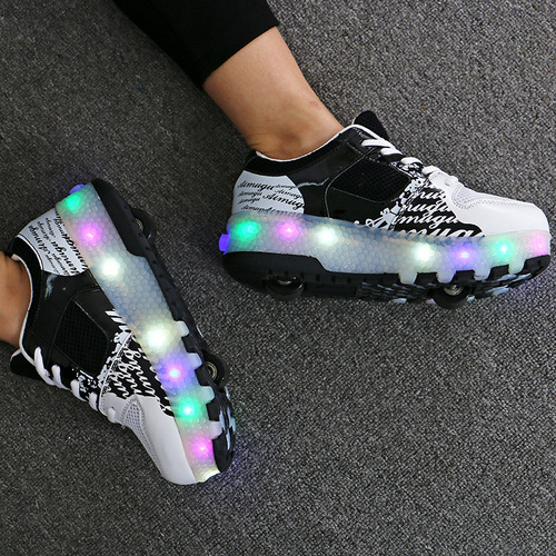 B76 Student Sports Shoes Children Dual-Wheel Scooter Shoes with Wheels Roller Skates for Middle and Primary School Students LED Flashing Ice Skates