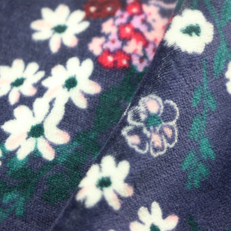 针织纬编棉涤剪毛绒活性数码印花CVC天鹅绒布运动夹克外套装面料