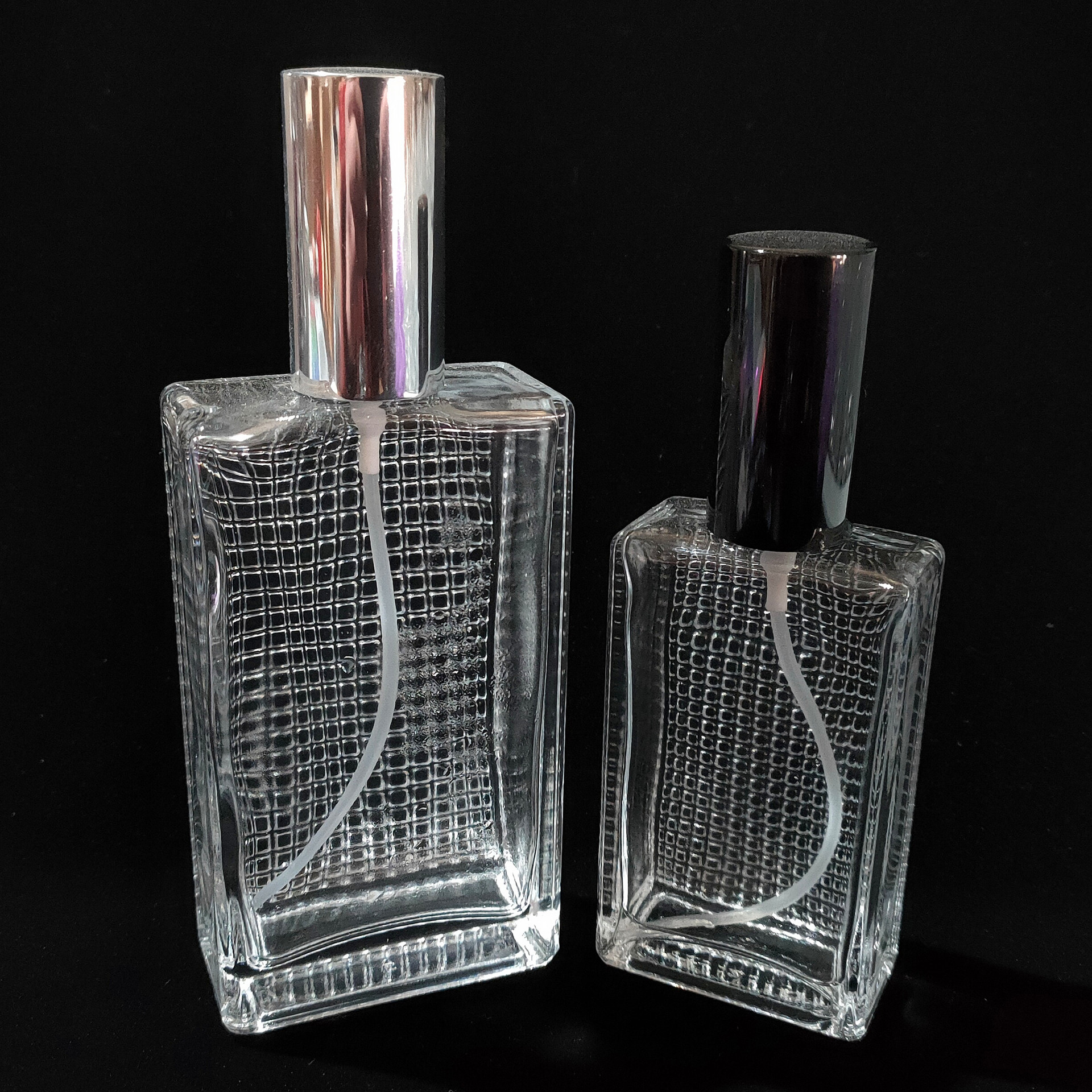 50ml 100ml方形玻璃香水瓶 现货 扁方形方格雕刻18牙螺口香水瓶