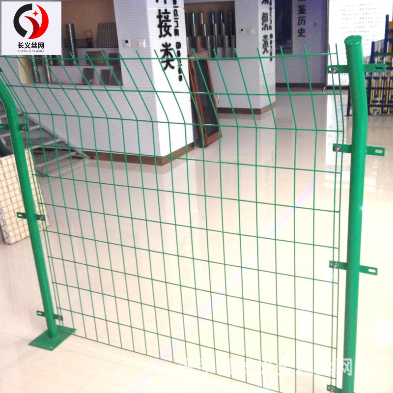 厂家供园林双边丝护栏网养殖圈地绿色围网 公路护栏网小区隔离网