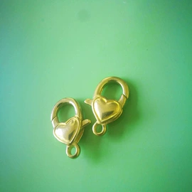 钥匙扣及钥匙扣配件;饰品配件;饰品扣