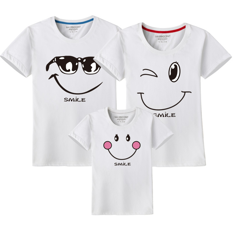 Fábrica al por mayor ropa de verano para padres e hijos Nueva familia de tres bocas de algodón refinado ropa para niños pareja de manga corta Camiseta de impresión de entrega