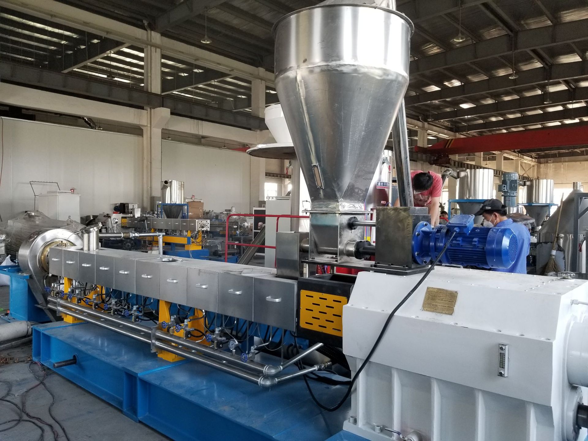 双螺杆挤出机，PVC，PE填充 塑料造粒机 永杰厂家价优