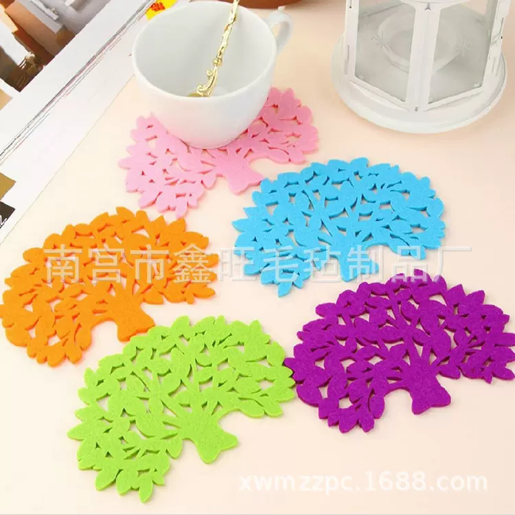 毛毡餐垫创意防滑吸水毛毡餐垫 隔热加厚镂空毛毡餐杯垫厂家直销