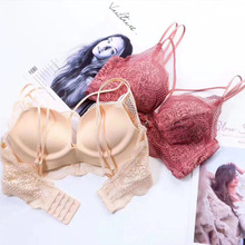 新品丽莎小姐平胸神器收副乳上托内衣女小胸聚拢无钢圈调整型文胸