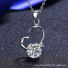 s925纯银项链女莫桑石吊坠锁骨链厂家直供2克拉莫桑钻心形项链