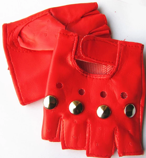 Red nail