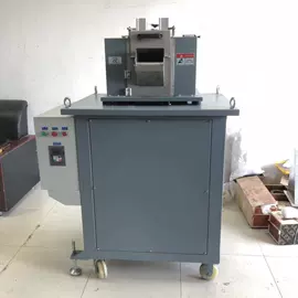 塑机辅机;其他塑料机械;塑料机械