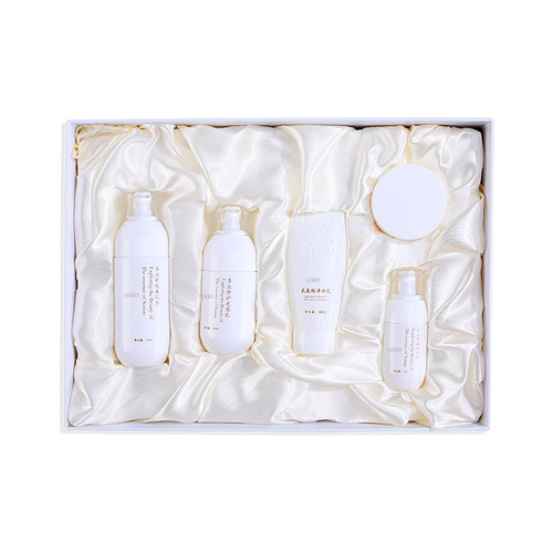 Beauty salon customer acquisition hyaluronic acid hydration set women's skin care hydration moisturizing set wholesale
