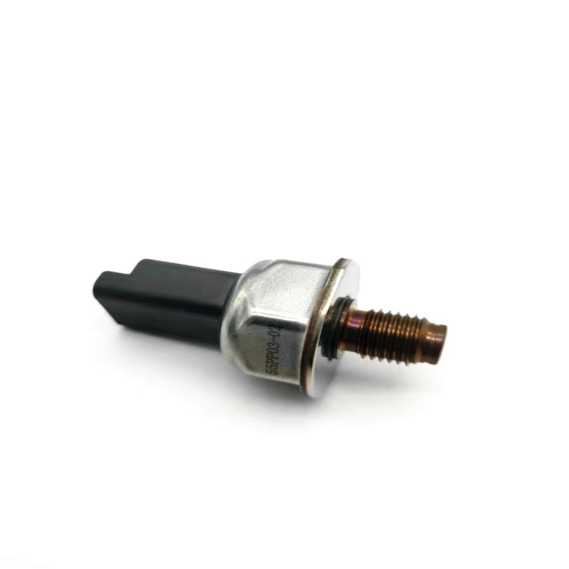 厂家直销 共轨燃油压力传感器  轨压压力传感器  85PP34-03油嘴